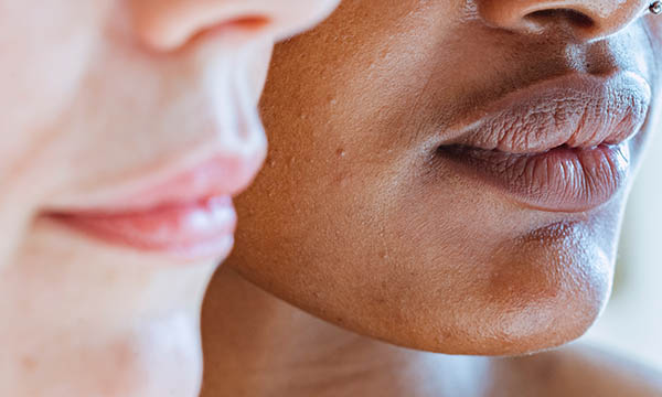 Shea-Butter.shop SHEA-BUTTER LIPS ARE MADE FOR KISSING